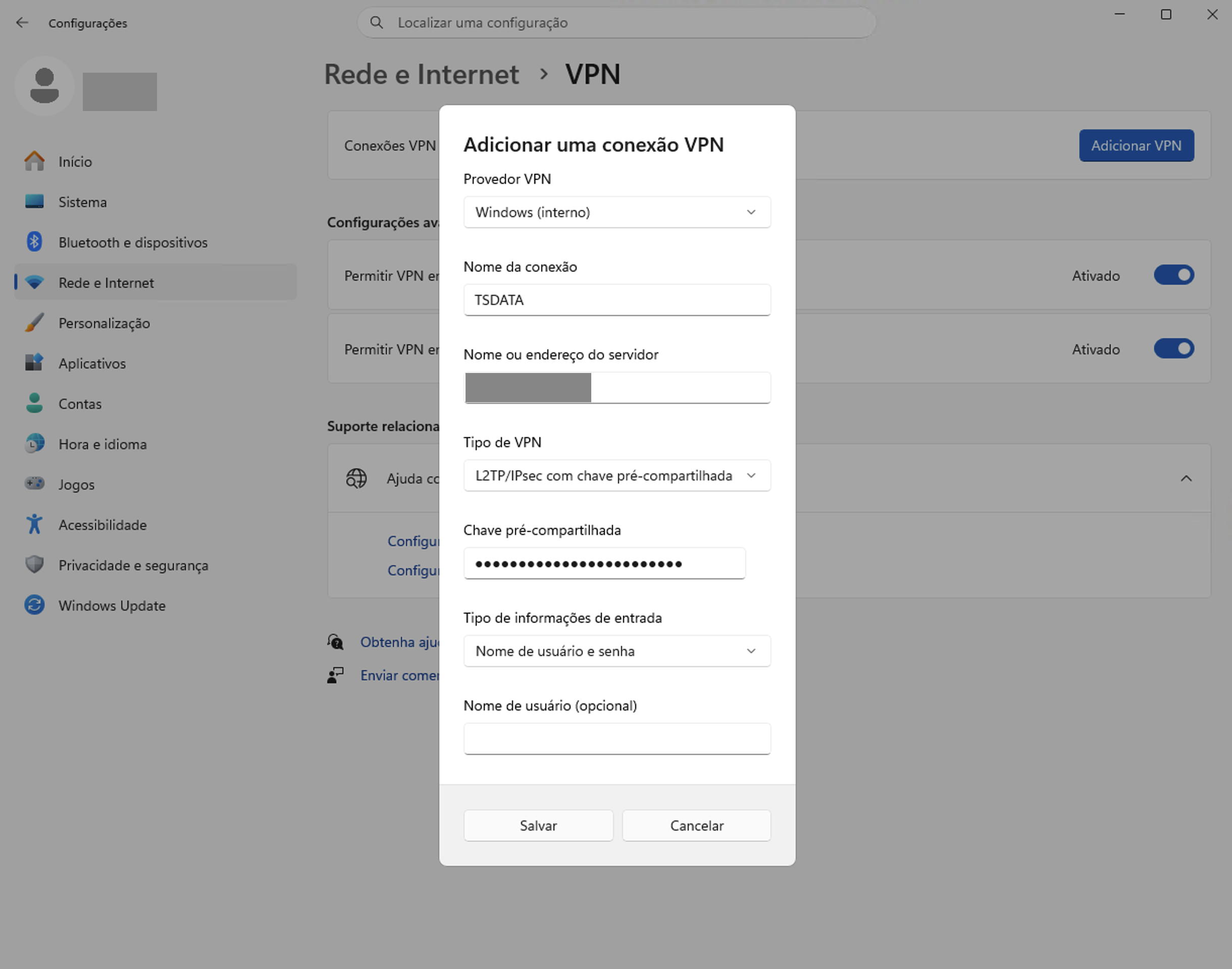 Defina o provedor, servidor, tipo de VPN e chave pré-compartilhada.